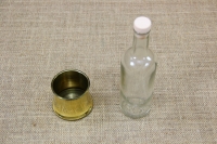 Μπουκάλι Ούζου με Ορειχάλκινη Βάση Απεικόνιση Δεύτερη