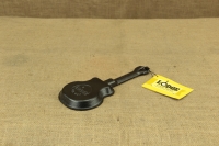 Lodge Cast Iron Mini Guitar Skillet Third Depiction