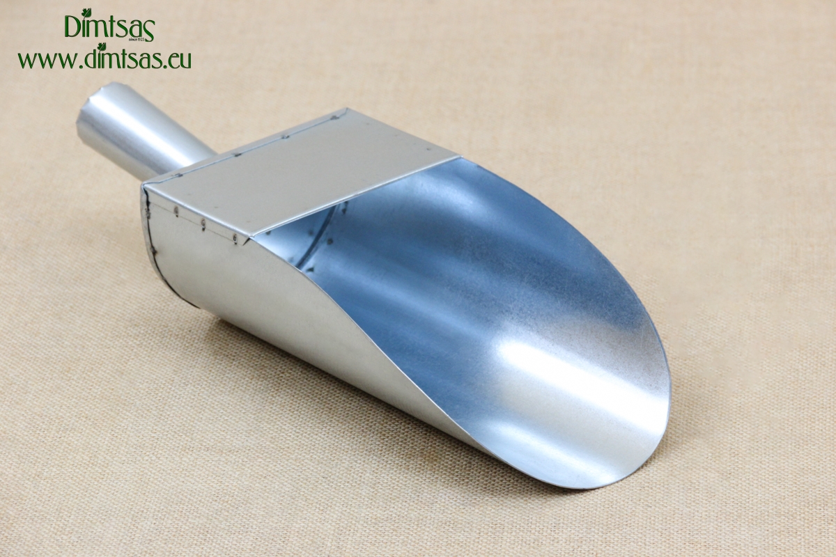 Galvanized Metal Scoop 25 cm Series 2
