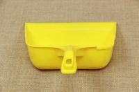 Yellow Plastic Dustpan Third Depiction