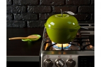 Enameled Cast Iron Dutch Oven - Casserole Apple 2.8 lit Green Seventh Depiction
