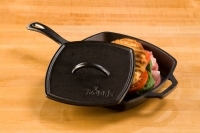Lodge Cast Iron Ribbed Panini Press 21 x 21 cm First Depiction
